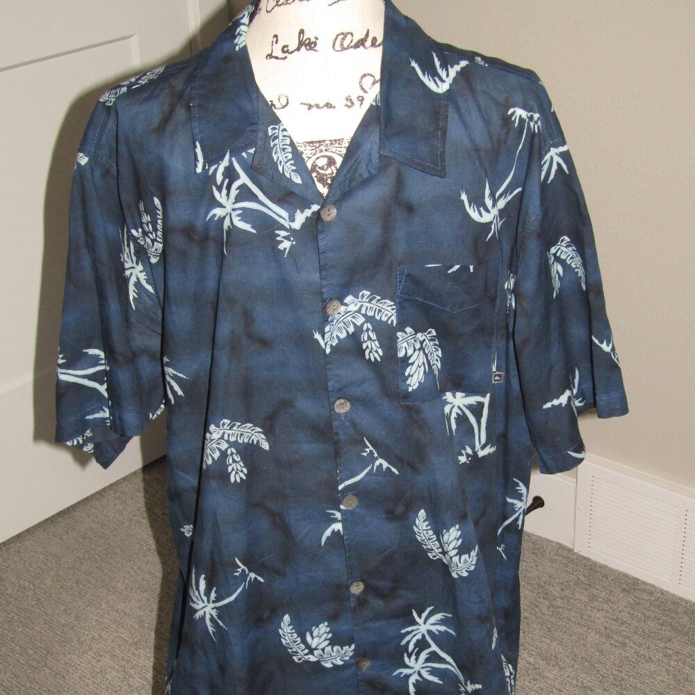 Vintage Quicksilver Tropical Palm Tree Blue and Black Hawaiian Camp Shirt Large